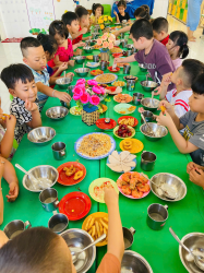 Hình ảnh TRƯỜNG MẦM NON XƯƠNG HUÂN  TỔ CHỨC TIỆC BUFFET CUỐI NĂM HỌC 2024 – 2025