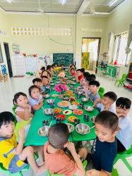 Hình ảnh TRƯỜNG MẦM NON XƯƠNG HUÂN  TỔ CHỨC TIỆC BUFFET CUỐI NĂM HỌC 2024 – 2025
