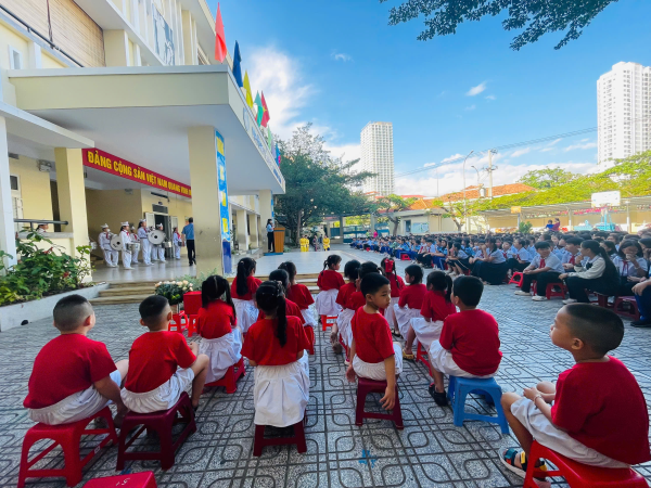 TRƯỜNG MẦM NON XƯƠNG HUÂN TỔ CHỨC CHO CHÁU  MG 5 – 6 TUỔI THAM QUAN TRƯỜNG TIỂU HỌC XƯƠNG HUÂN  NĂM HỌC 2024 – 2025