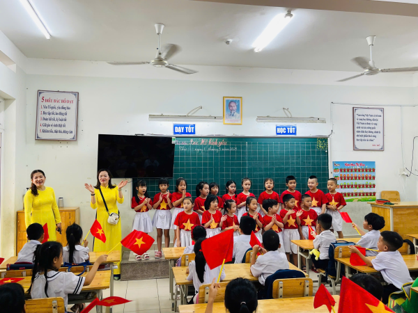 TRƯỜNG MẦM NON XƯƠNG HUÂN TỔ CHỨC CHO CHÁU  MG 5 – 6 TUỔI THAM QUAN TRƯỜNG TIỂU HỌC XƯƠNG HUÂN  NĂM HỌC 2024 – 2025