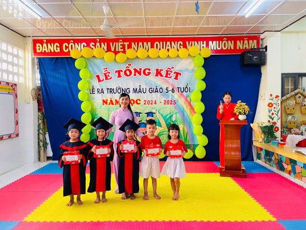 TRƯỜNG MẦM NON XƯƠNG HUÂN TỔ CHỨC LỄ TỔNG KẾT NĂM HỌC VÀ LỄ RA TRƯỜNG CHO CÁC CHÁU LỚP MẪU GIÁO 5 – 6 TUỔI NĂM HỌC 2024 - 2025