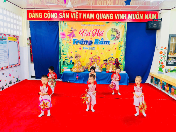 TRƯỜNG MẦM NON XƯƠNG HUÂN TỔ CHỨC VUI HỘI TRĂNG RẰM NĂM HỌC 2025 – 2026