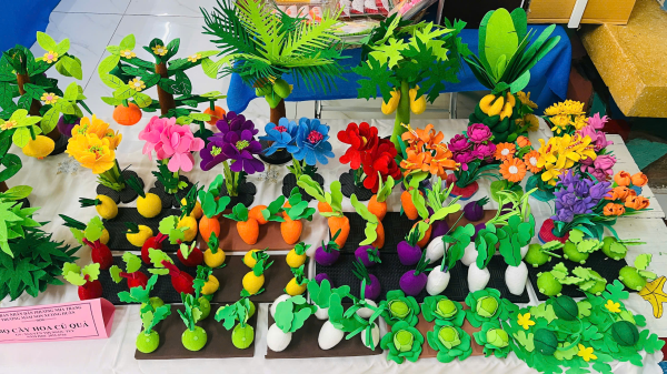 TRƯỜNG MẦM NON XƯƠNG HUÂN TỔ CHỨC HỘI THI LÀM ĐỒ DÙNG ĐỒ CHƠI TỰ TẠO  NĂM HỌC 2025 – 2026